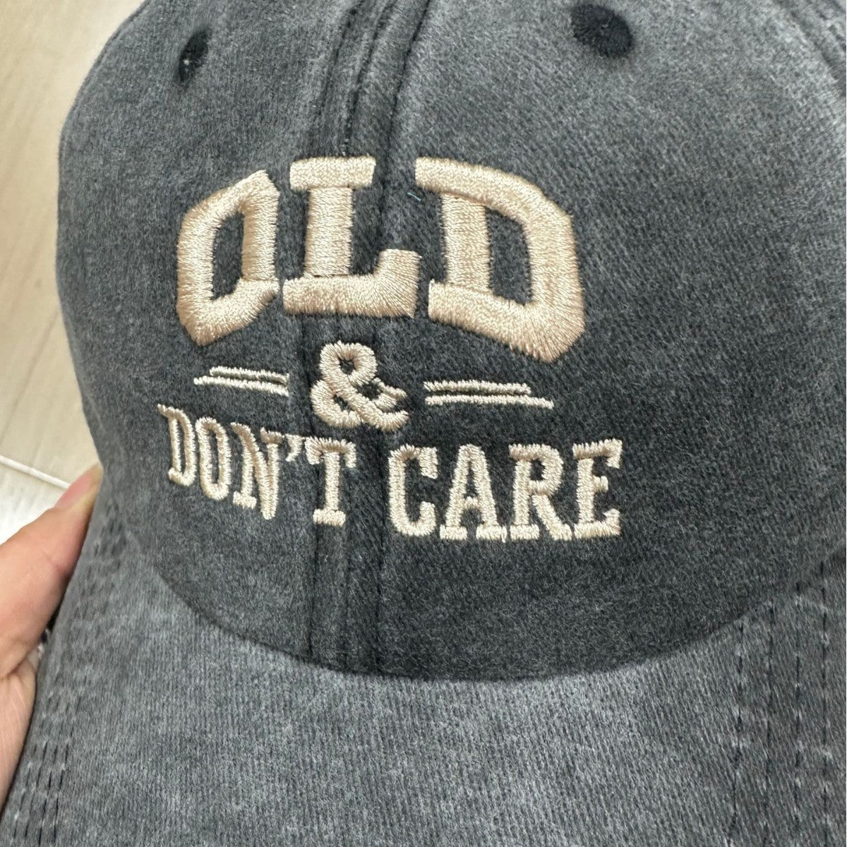 OLD & DON'T CARE Embroidered Cotton Baseball Cap Vintage Washed Hat